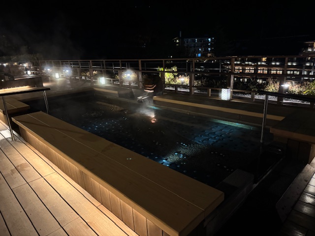 箱根湯本温泉ホテルおかだ
足湯