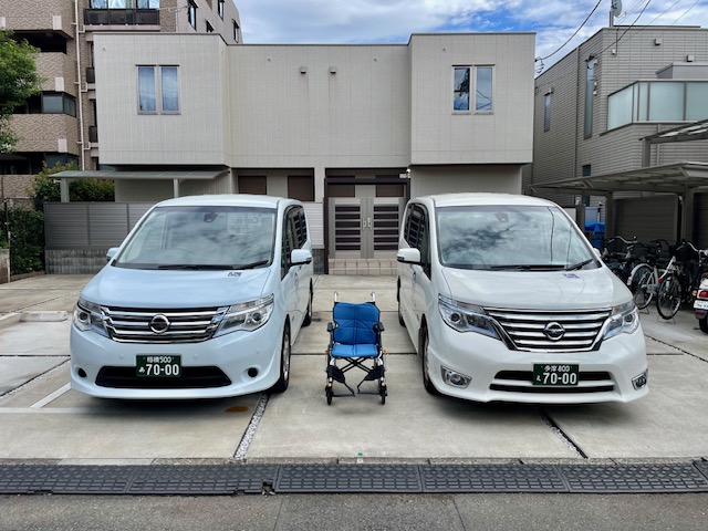 東京都と神奈川県の許認可を持つ福祉介護タクシーTrip☆Care. の営業車両