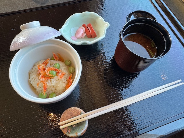 日本料理みゆき懐石料理のご飯と味噌汁